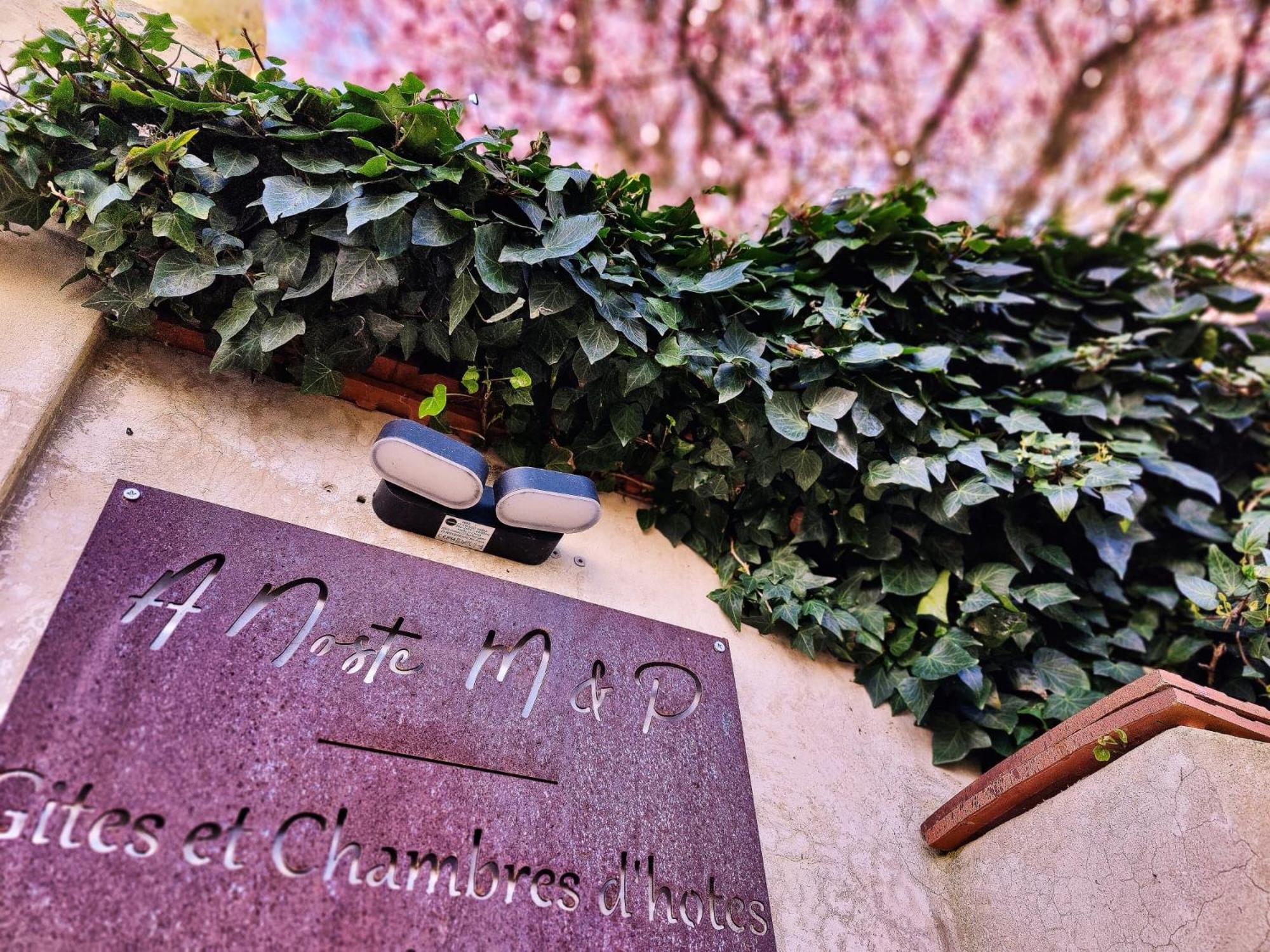 Chambre D'Hotes De Charme, A Noste M&P Poussignac Exterior foto